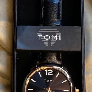 Tomi Watch Black