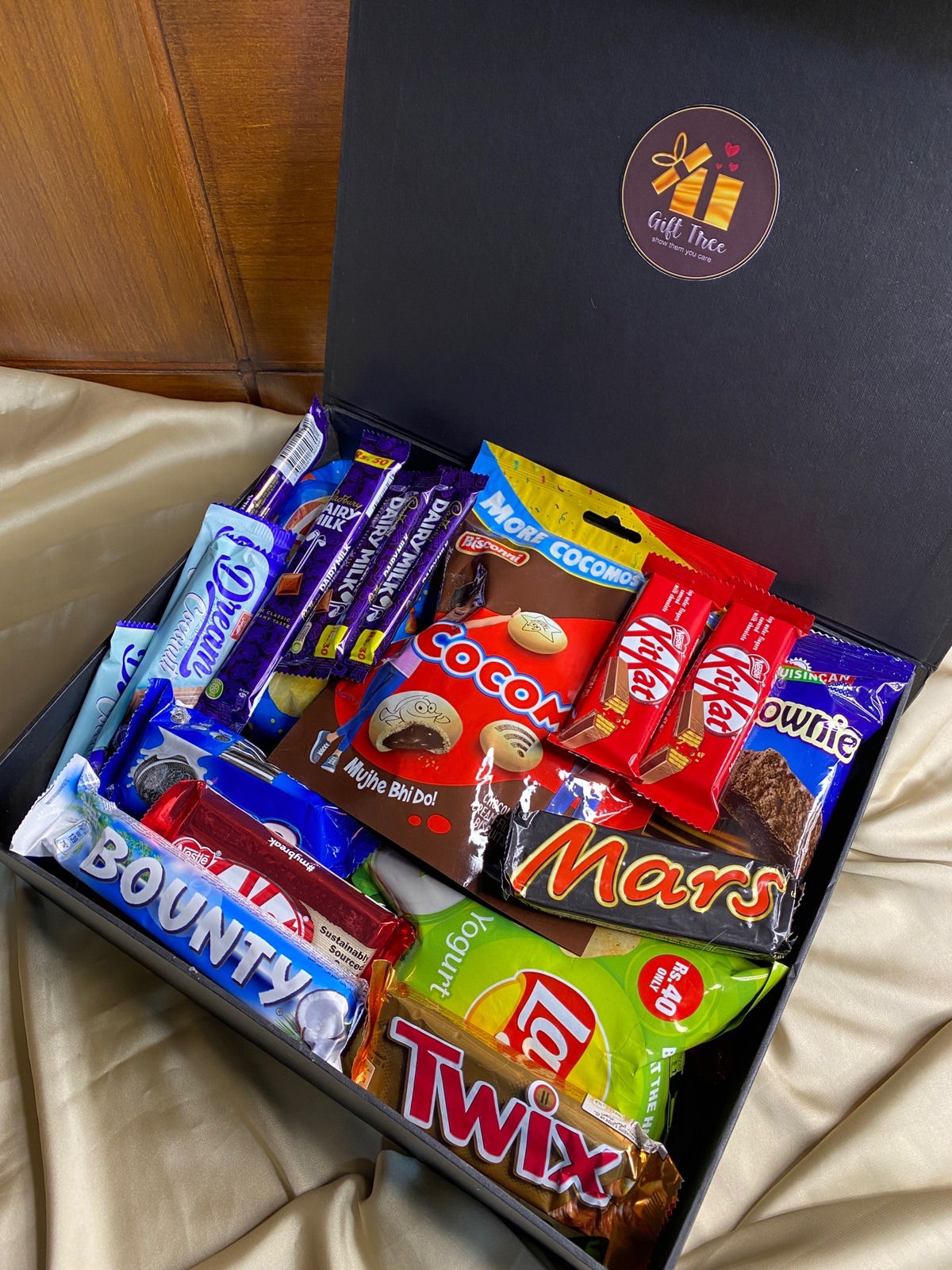 Snacks Box Send Gifts In Pakistan Gift Tree Pk