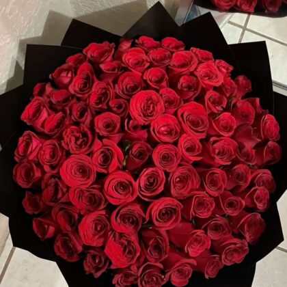 100 Red Roses Bouquet